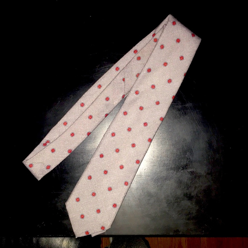 Legacy signature neck tie